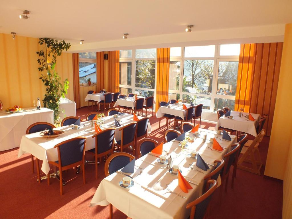 Altes Doktorhaus - Hotel Garni فيلنغن المظهر الخارجي الصورة